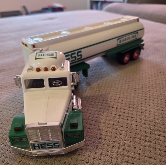 Hess Other - 1990 Hess Gasoline Toy Tanker Truck W/Dual Sound Horn/Backup Beep • Lights